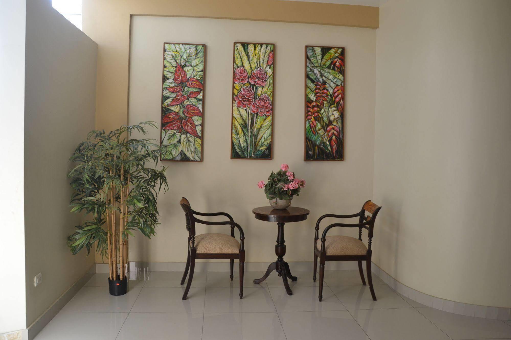 Hotel Suyox Tarapoto Exterior photo